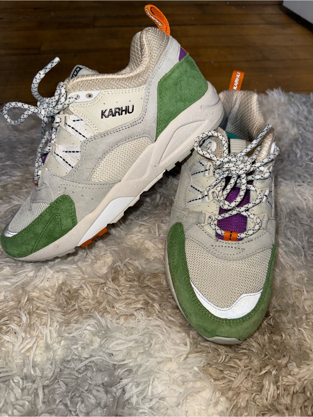 Karhu Fusion 2.0 Outdoor Green Purple and Orange Tennis Shoes Women’s Size 5.5